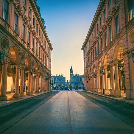 L'Oasi In Piazza Bodoni Apartamento Turim Exterior foto